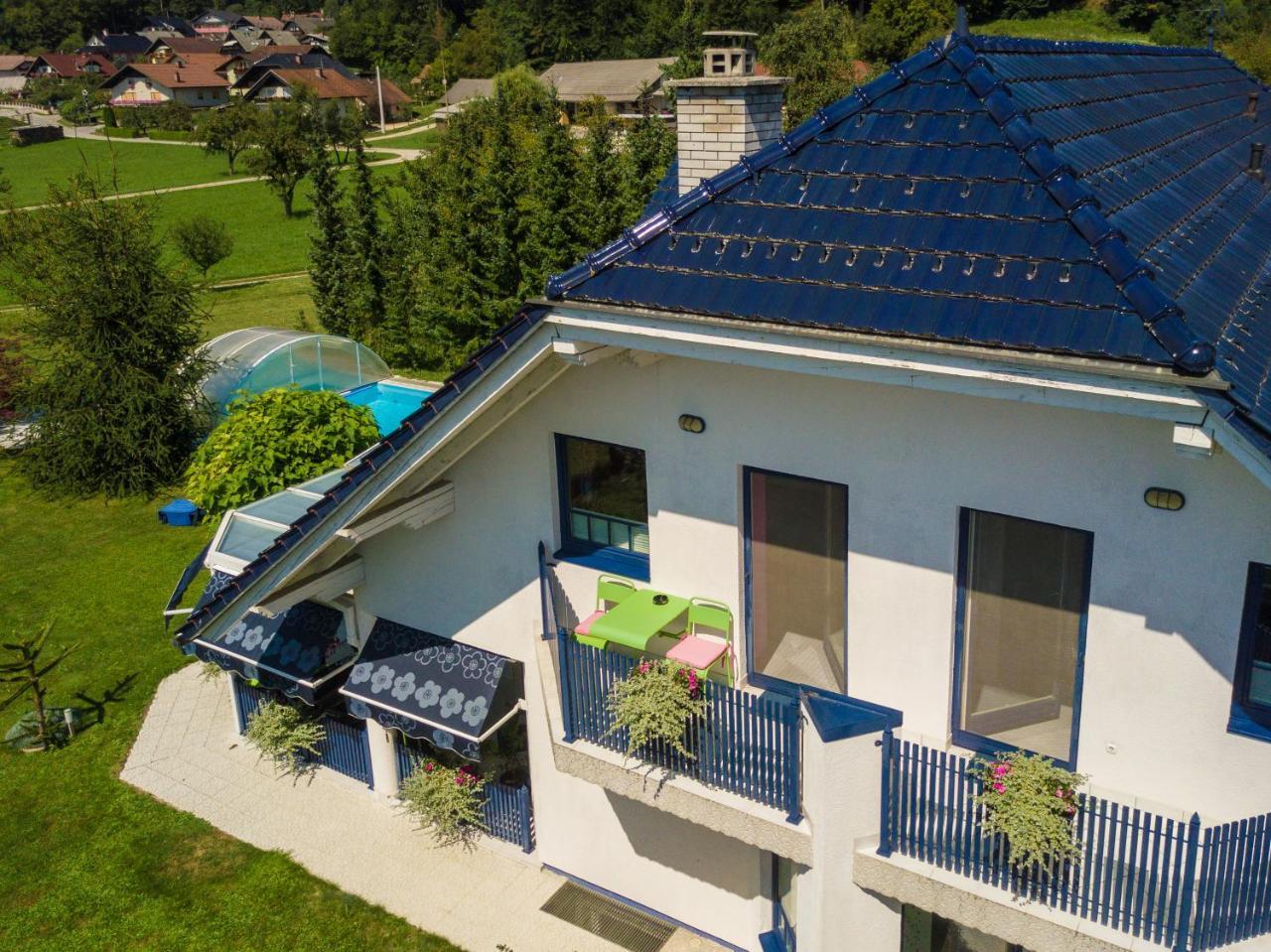Modrin Apartments Kamnik Exterior foto